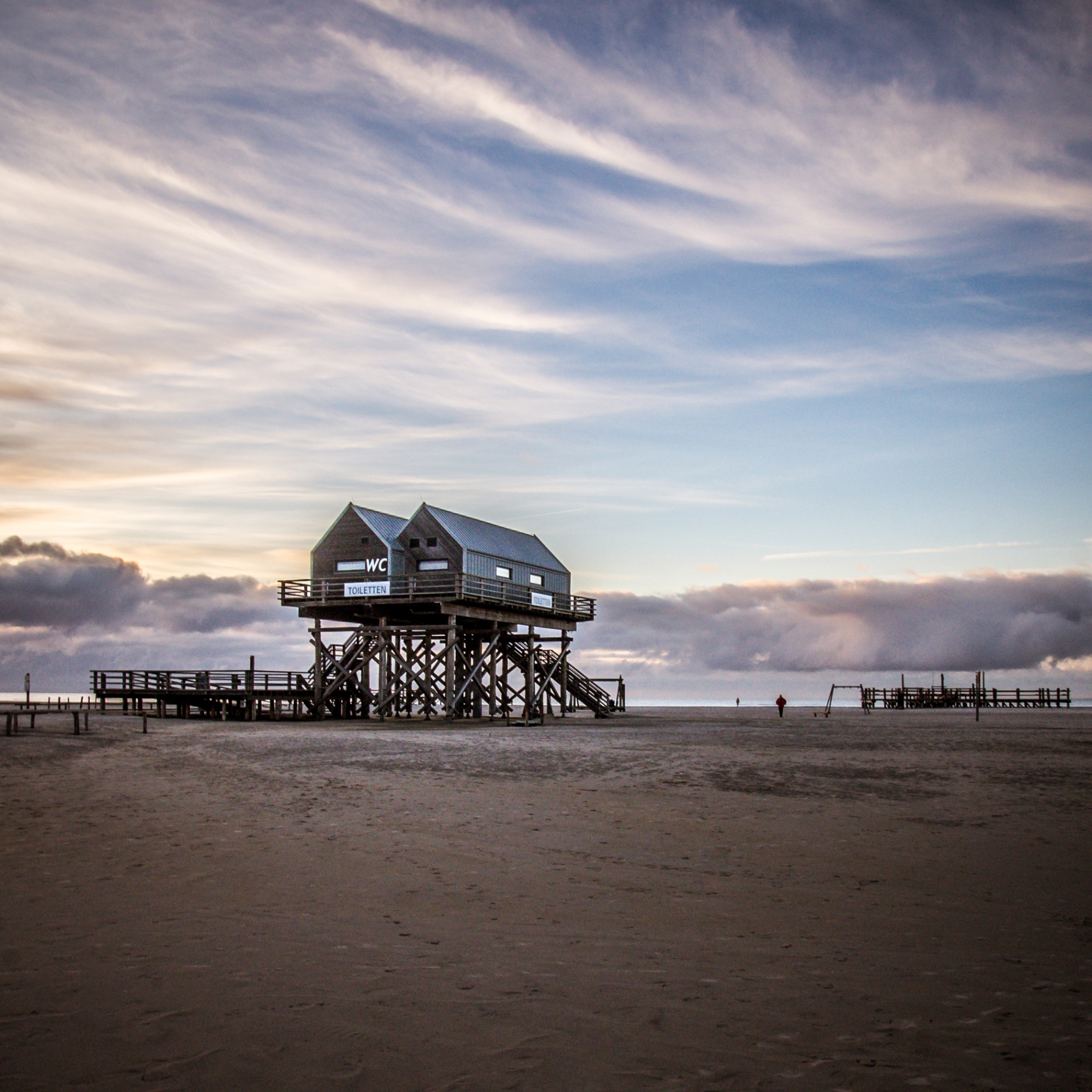 St. Peter-Ording auf Holz - WC Pfahlbau