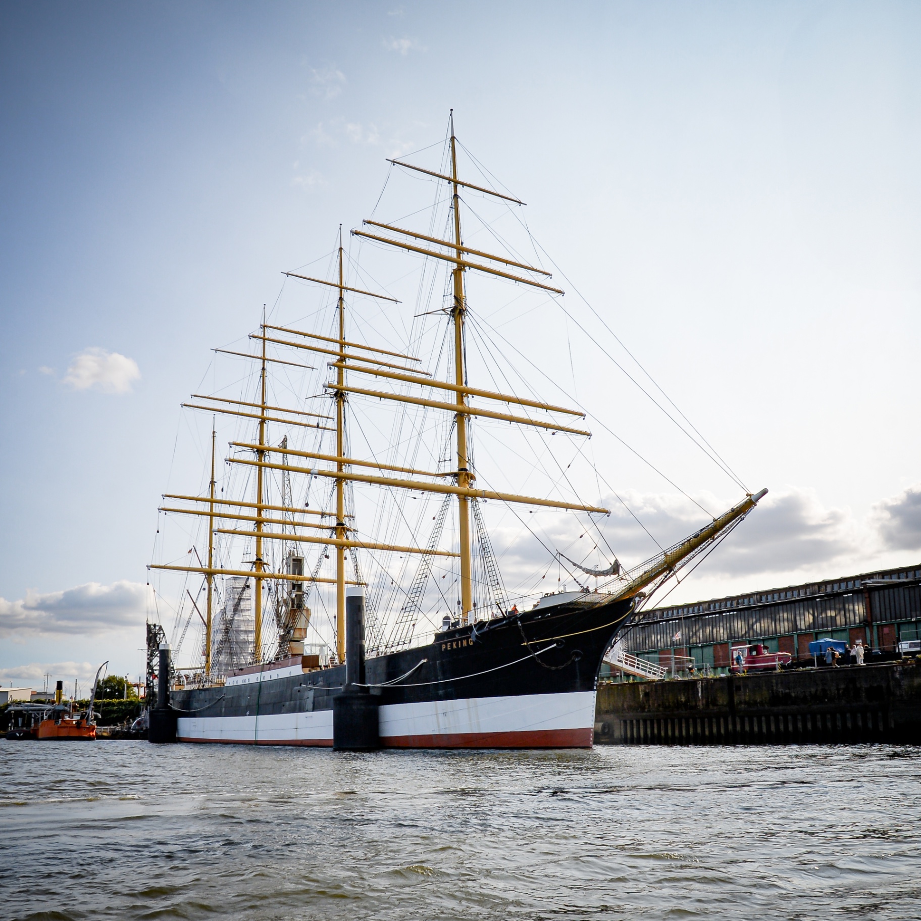 Hamburg auf Holz - Viermaster Peking