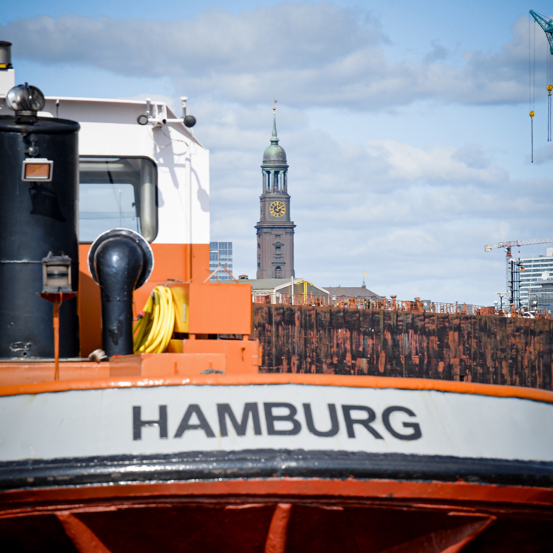 Hamburg auf Holz - Schlepper Hamburg & Michel
