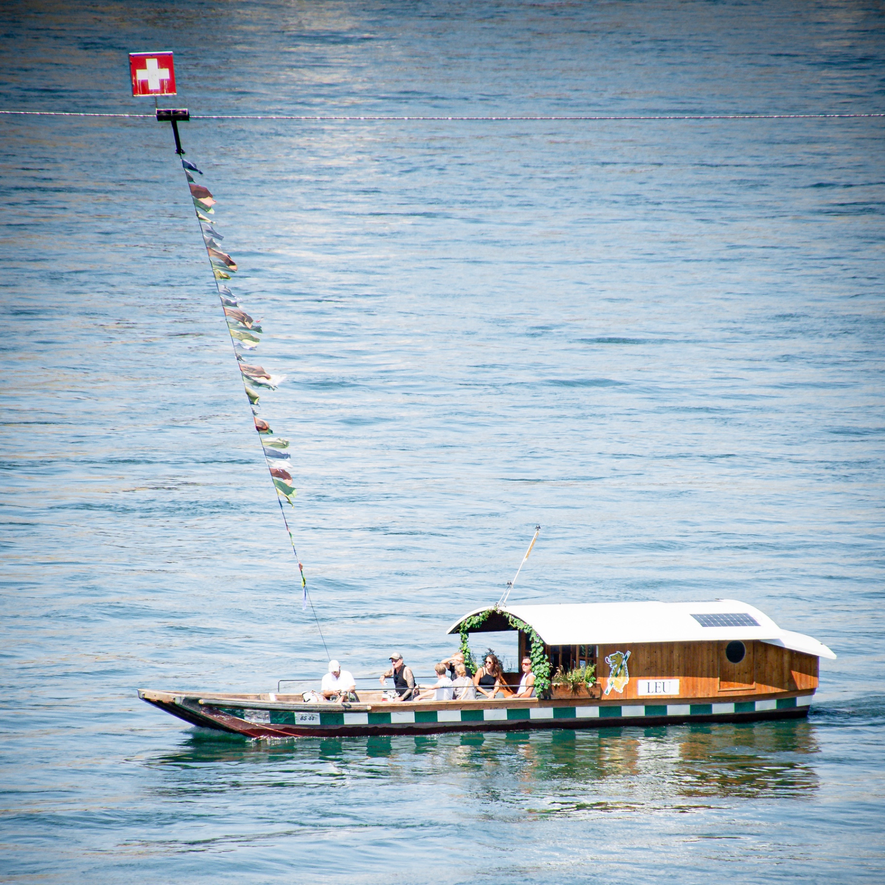 Basel auf Holz - Rheinfähre Leu
