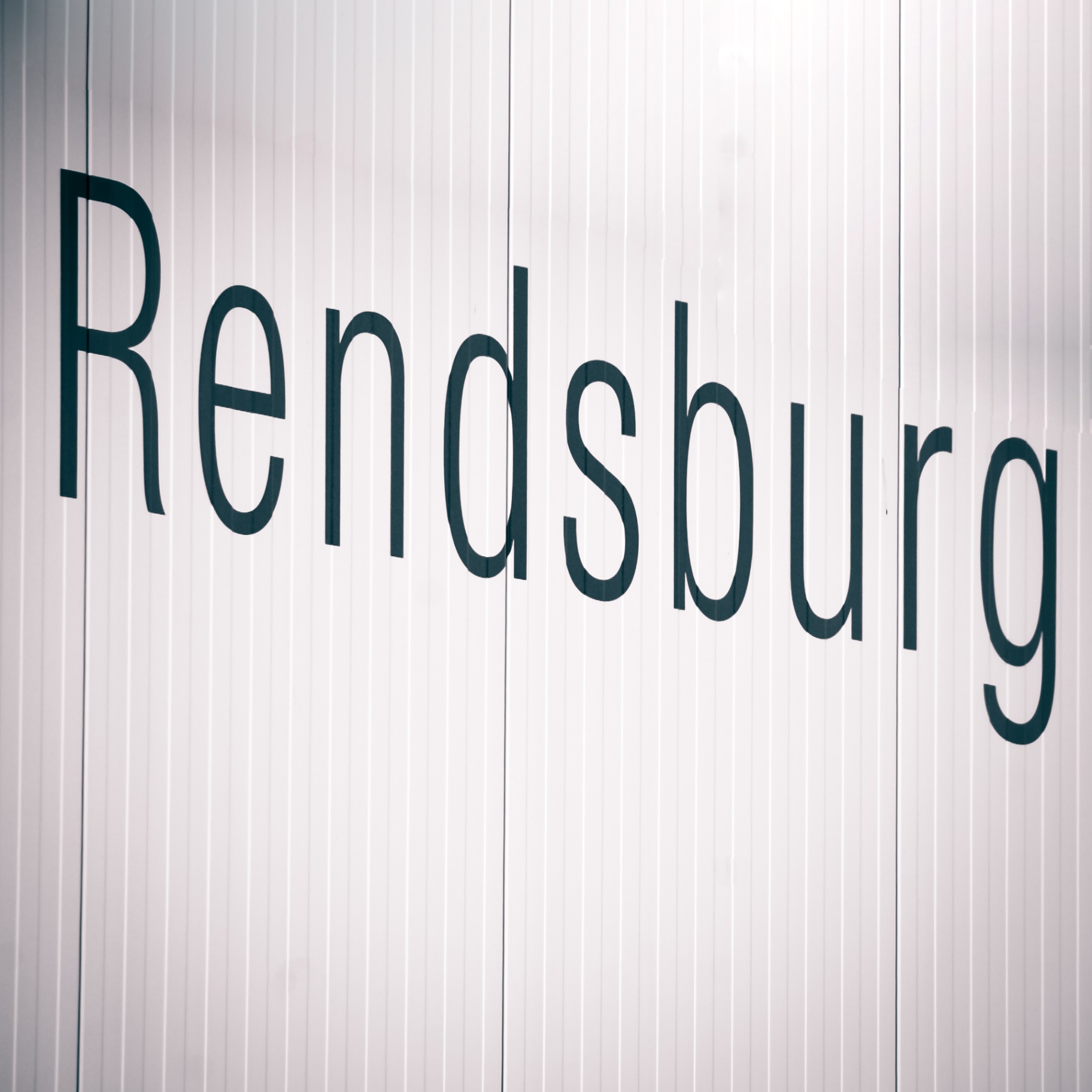 Rendsburg auf Holz - Schriftzug