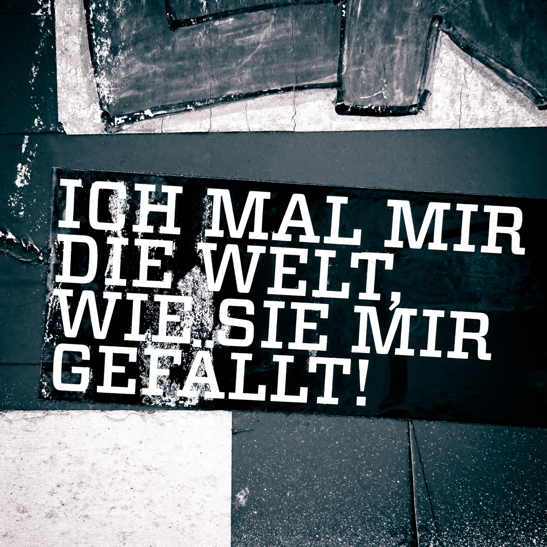 Streetart auf Holz - Die Welt wie sie mir gefällt