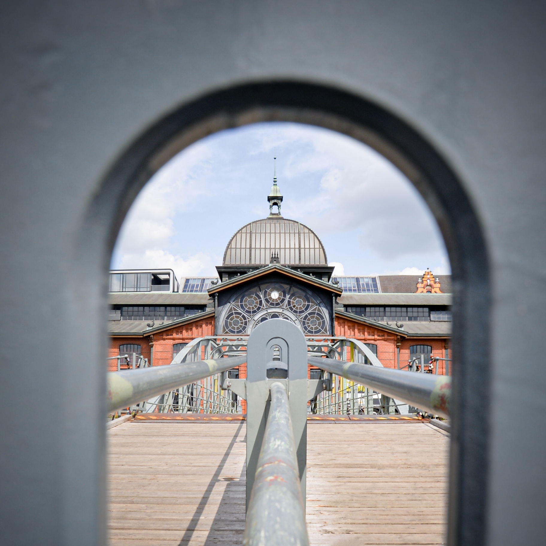 Hamburg auf Holz - Fischauktionshalle Torbogen
